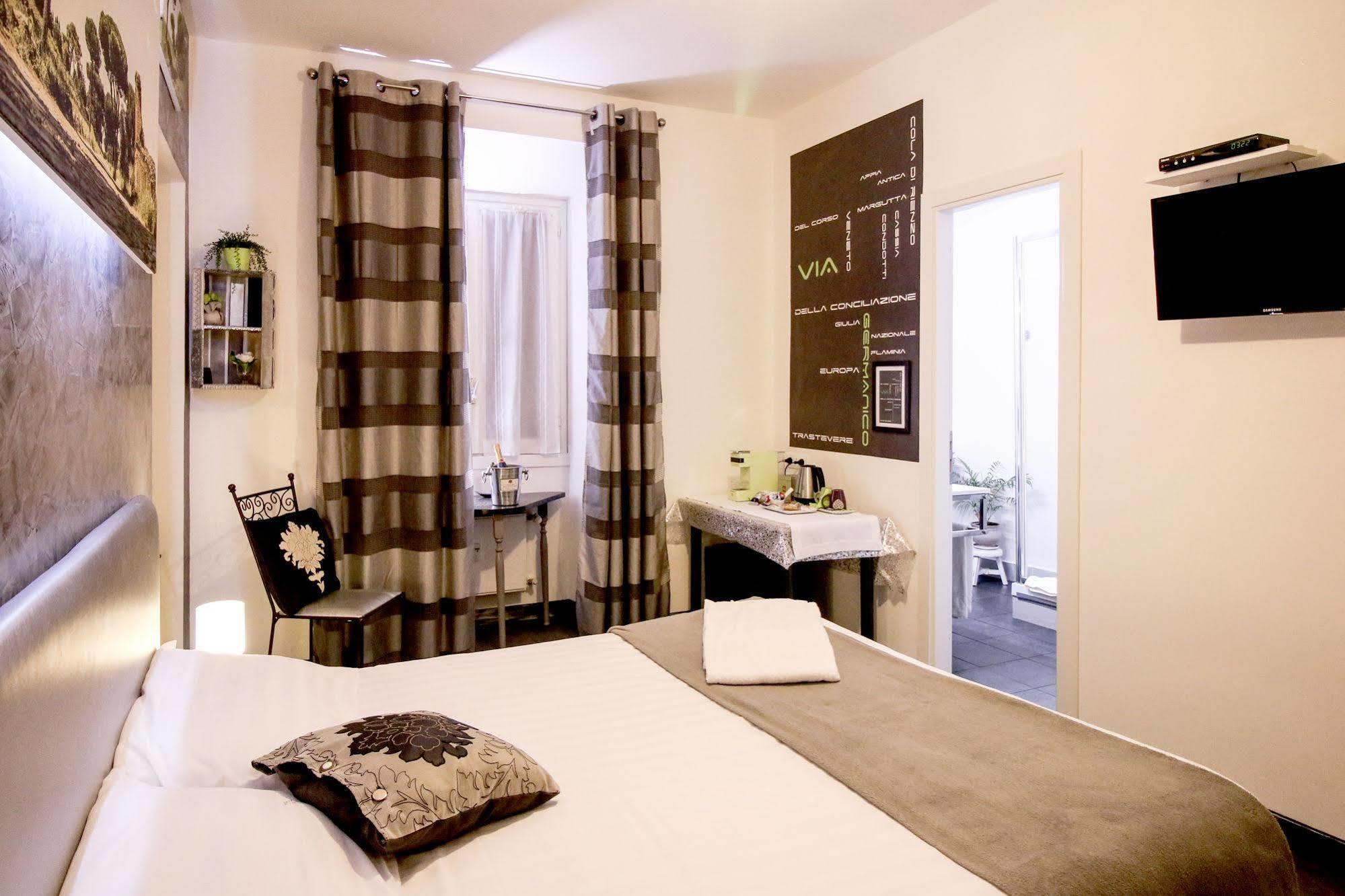 Caroline Rooms Roma Eksteriør bilde