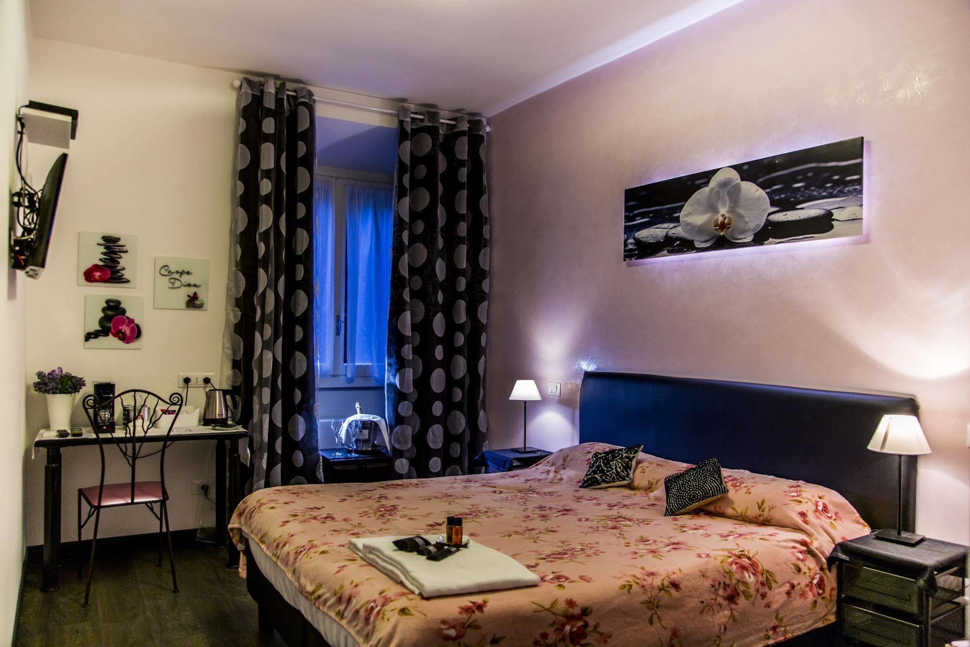 Caroline Rooms Roma Eksteriør bilde